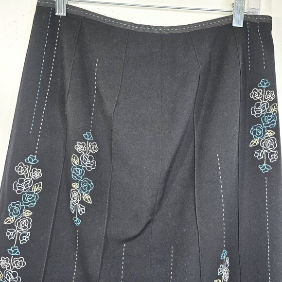 Vintage Y2K Ann Taylor Black Floral Embroidered A Line Mini Skirt Knee Length - Picture 6 of 7